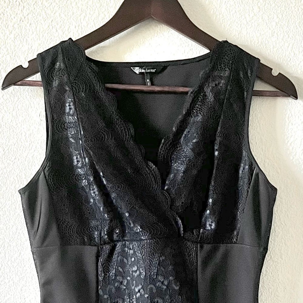 Daisy Fuentes Black Lace-Panel Formal Dress